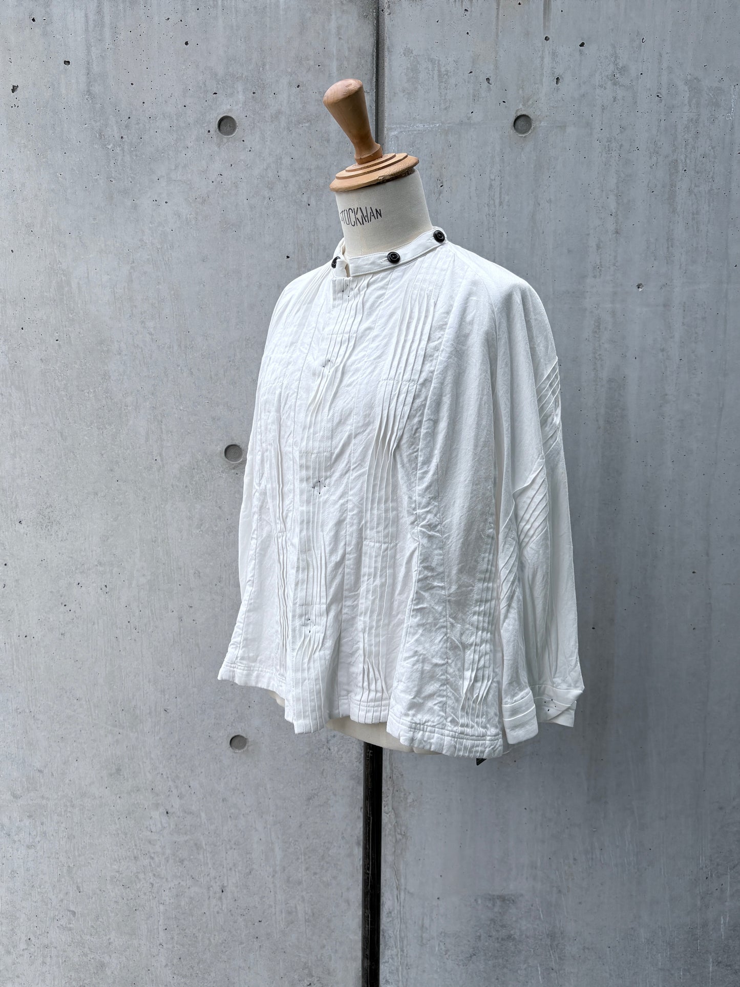 tuck blouse K509 SIC white