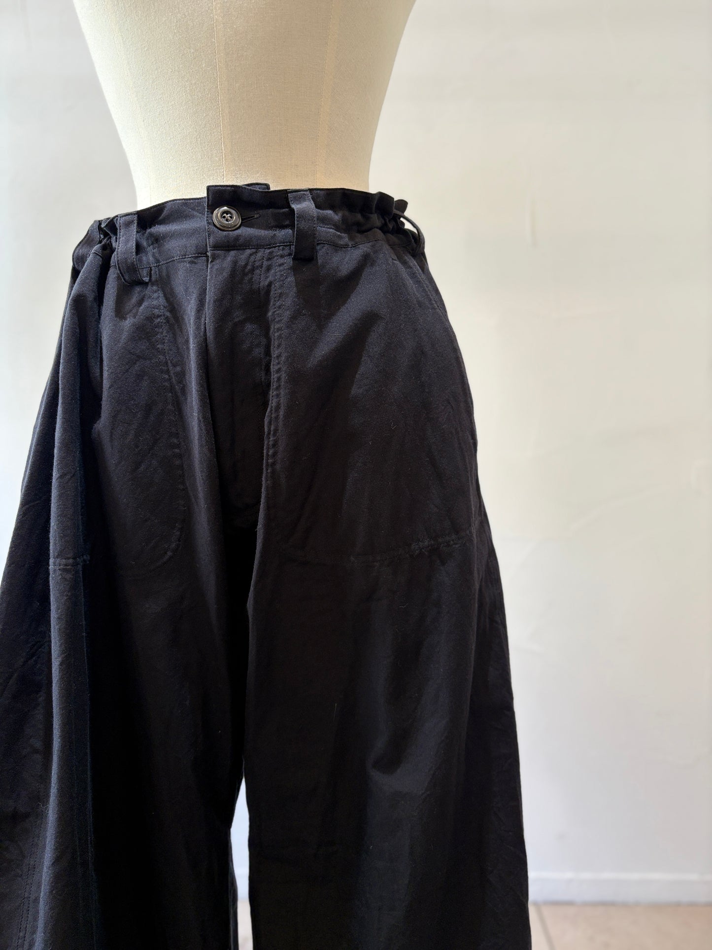 wide pants K704 SIC black