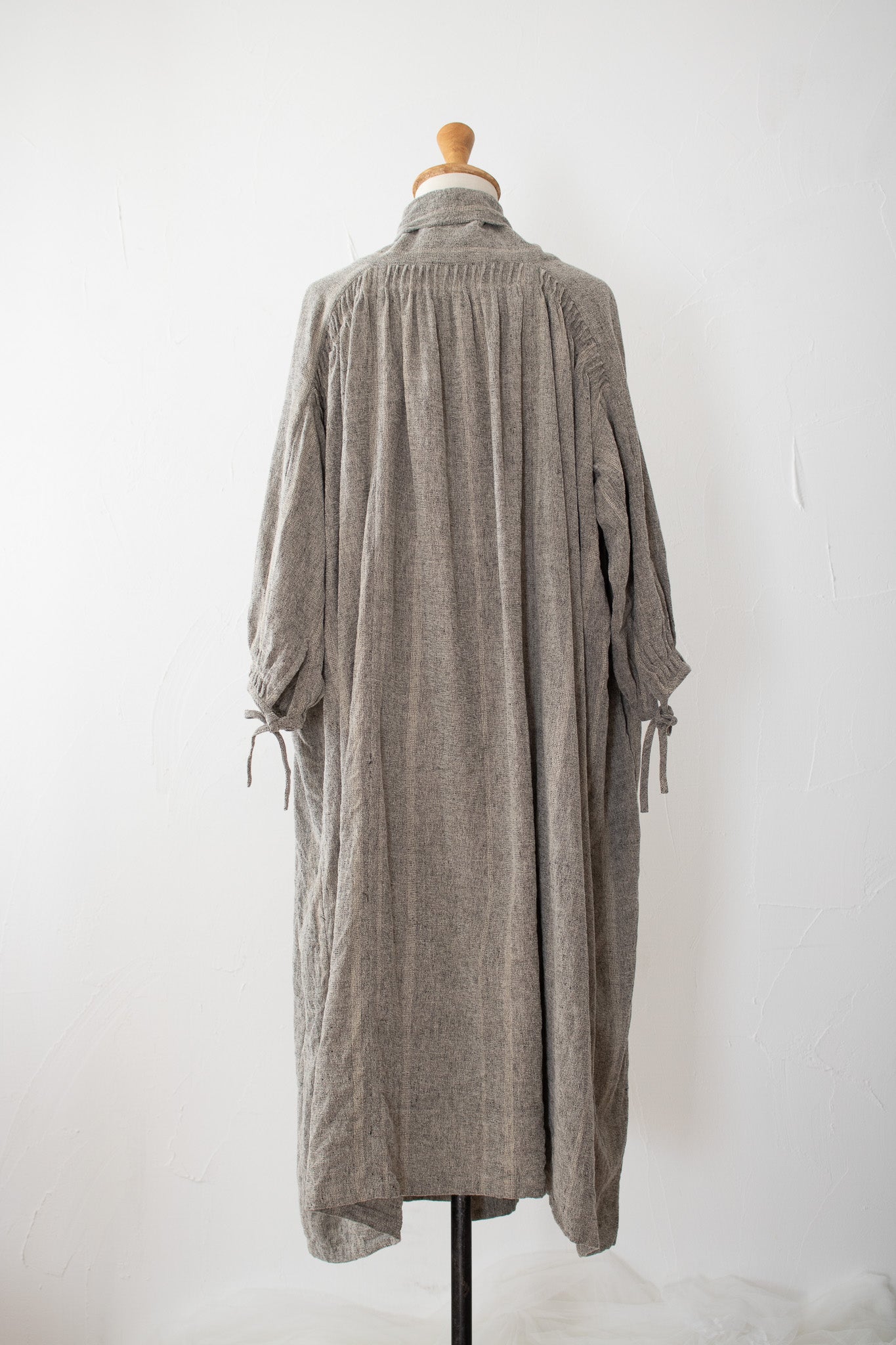 kirumono onepiece K203 linen cheneill glitter.stripe white/gold