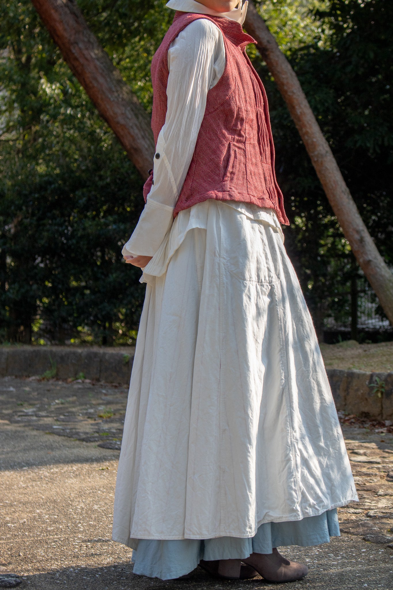 mannish vest K601 cotton herringbone red/beige