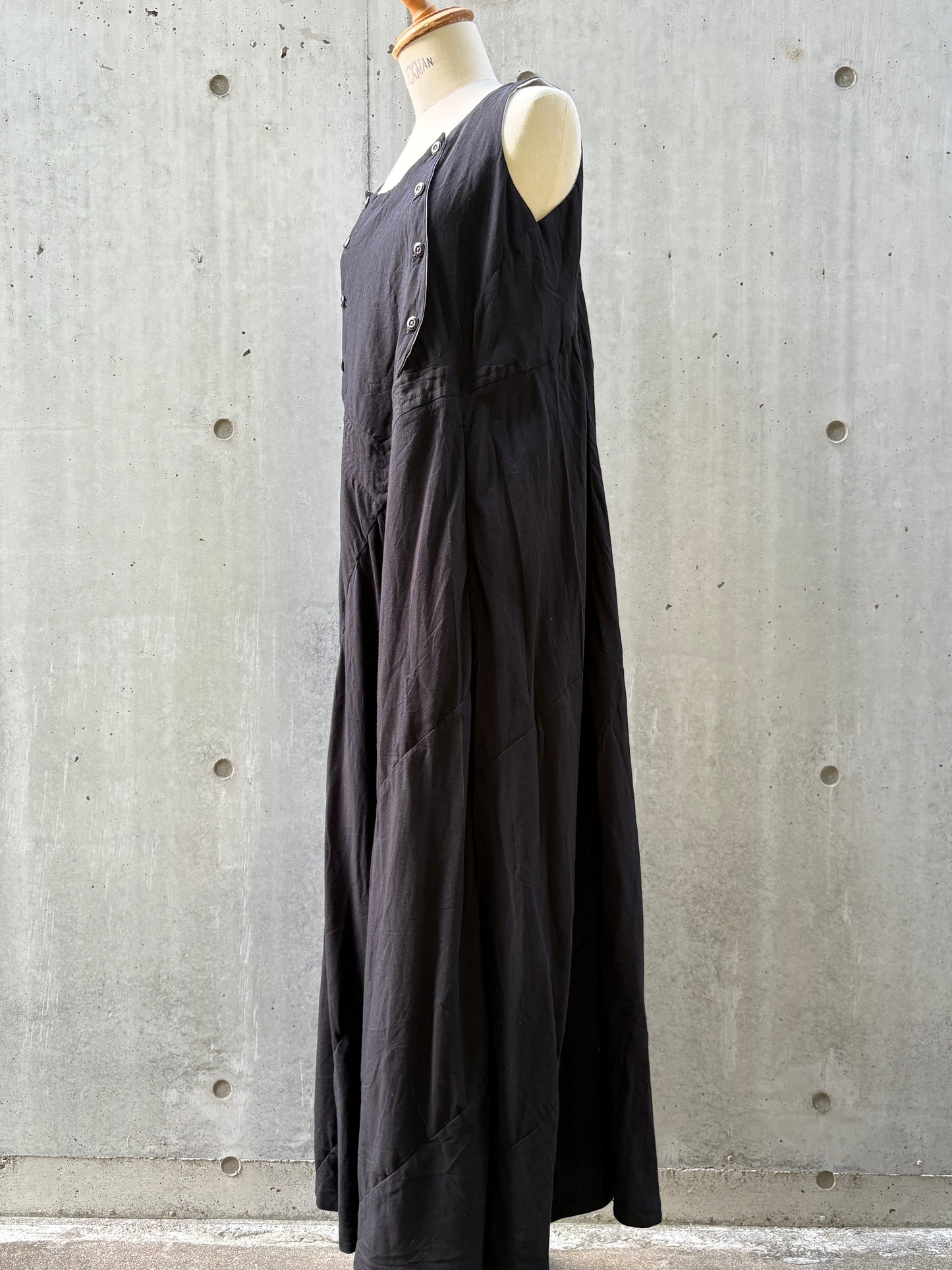 K213　SIC black