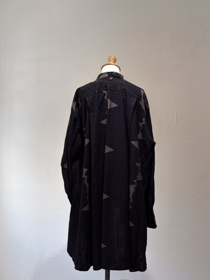 drape blouse K500-A kodo black/beige