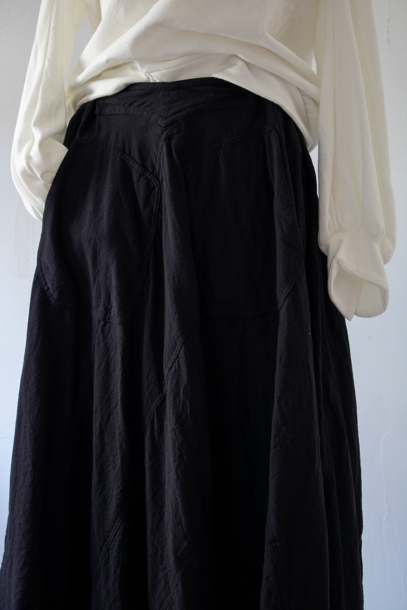sidesaddle skirt K901 soft chizimi black