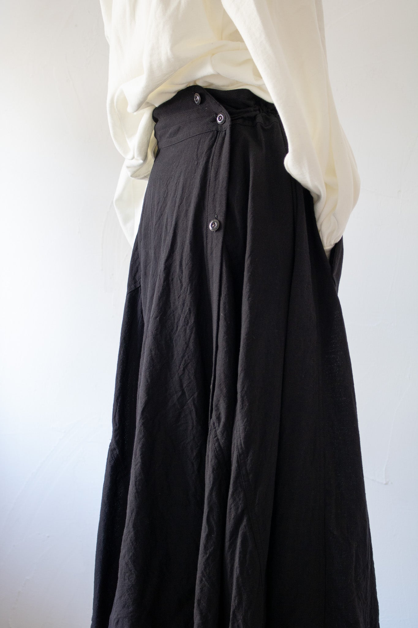 sidesaddle skirt K901 soft chizimi black