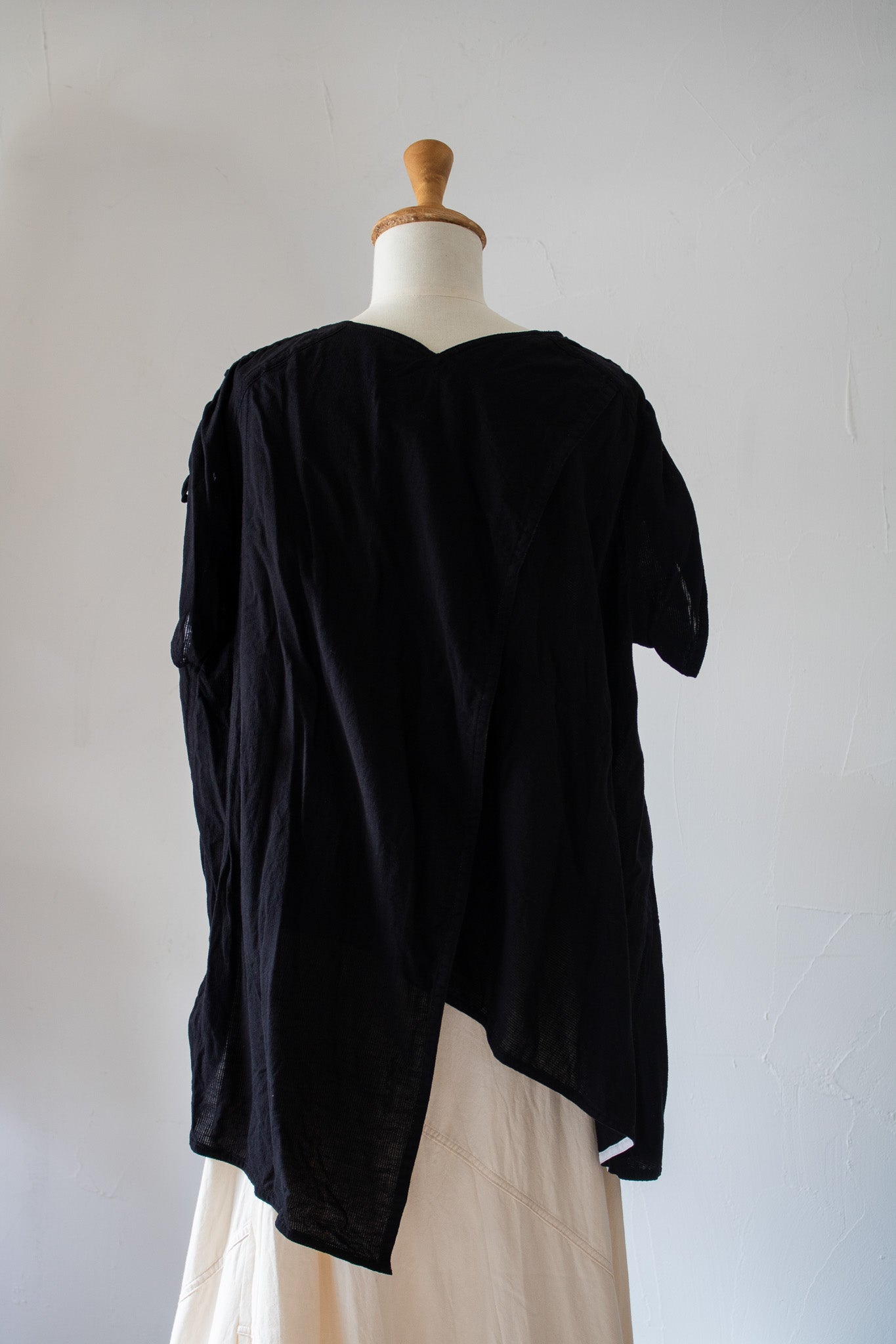 short sleeve blouse K501-A soft chizimi black